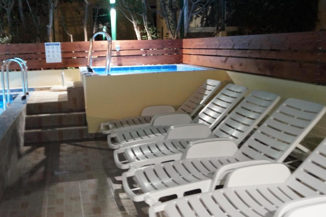 Studio Apartments Marija With Private Parking มาคาร์สกา ภายนอก รูปภาพ