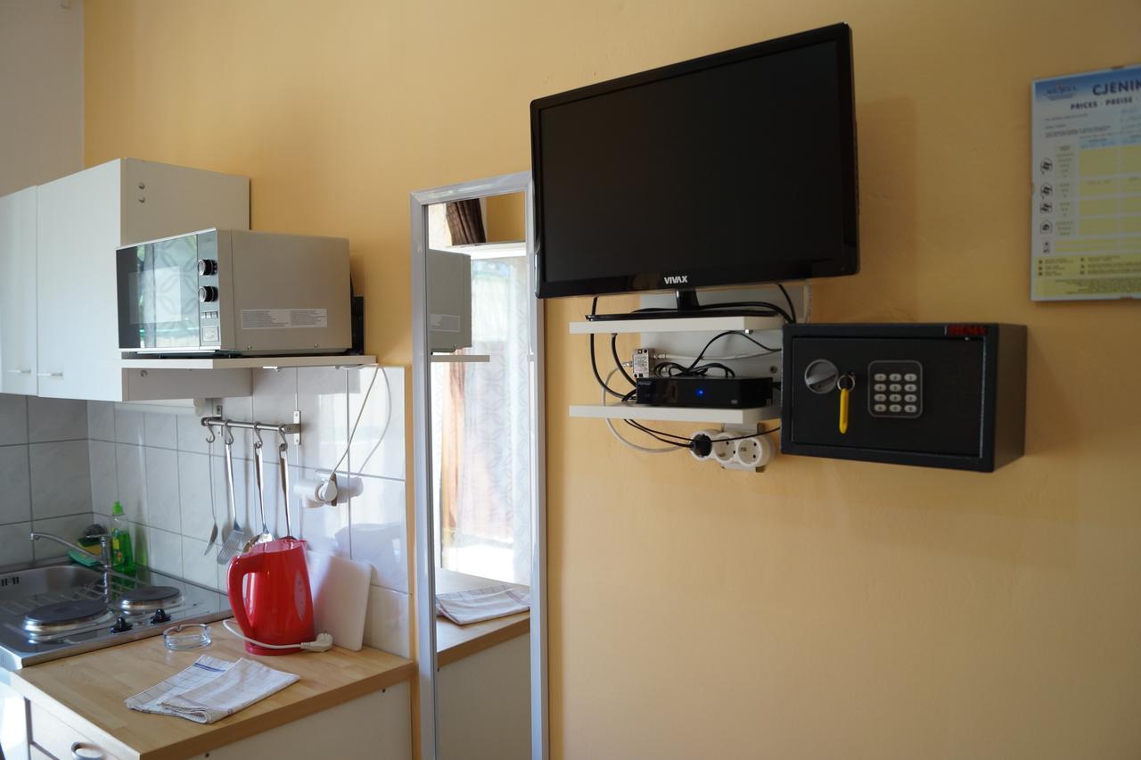 Studio Apartments Marija With Private Parking มาคาร์สกา ภายนอก รูปภาพ
