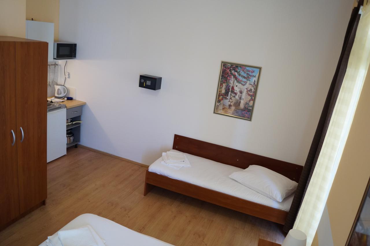 Studio Apartments Marija With Private Parking มาคาร์สกา ภายนอก รูปภาพ